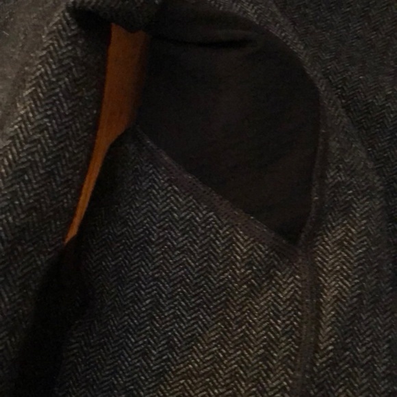 Lululemon Top - Picture 5 of 7